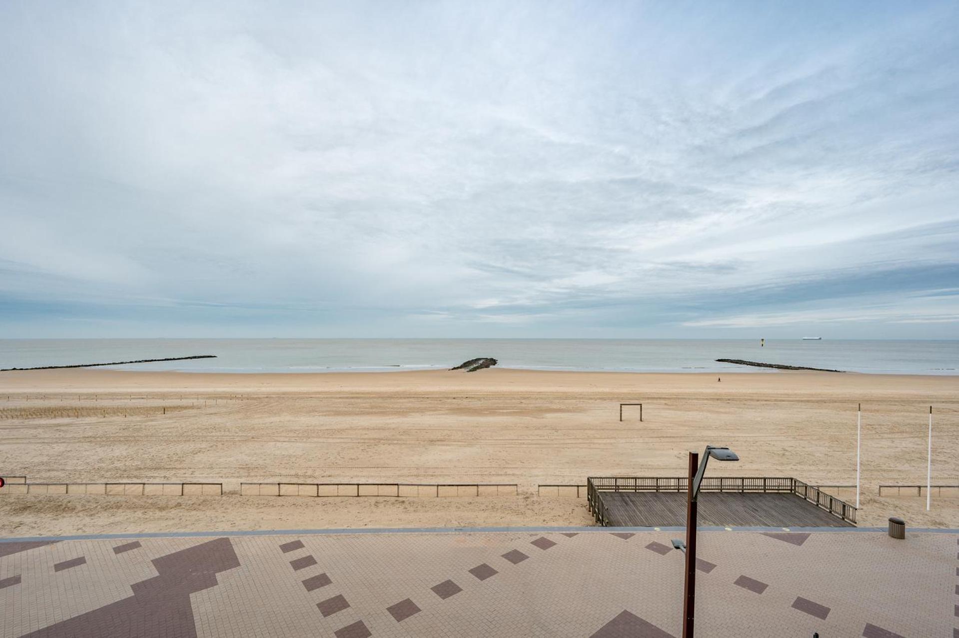 Appartementen Op De Zeedijk In Knokke Op De 3E En 4E Verdieping Van Logie Marie Exteriér fotografie